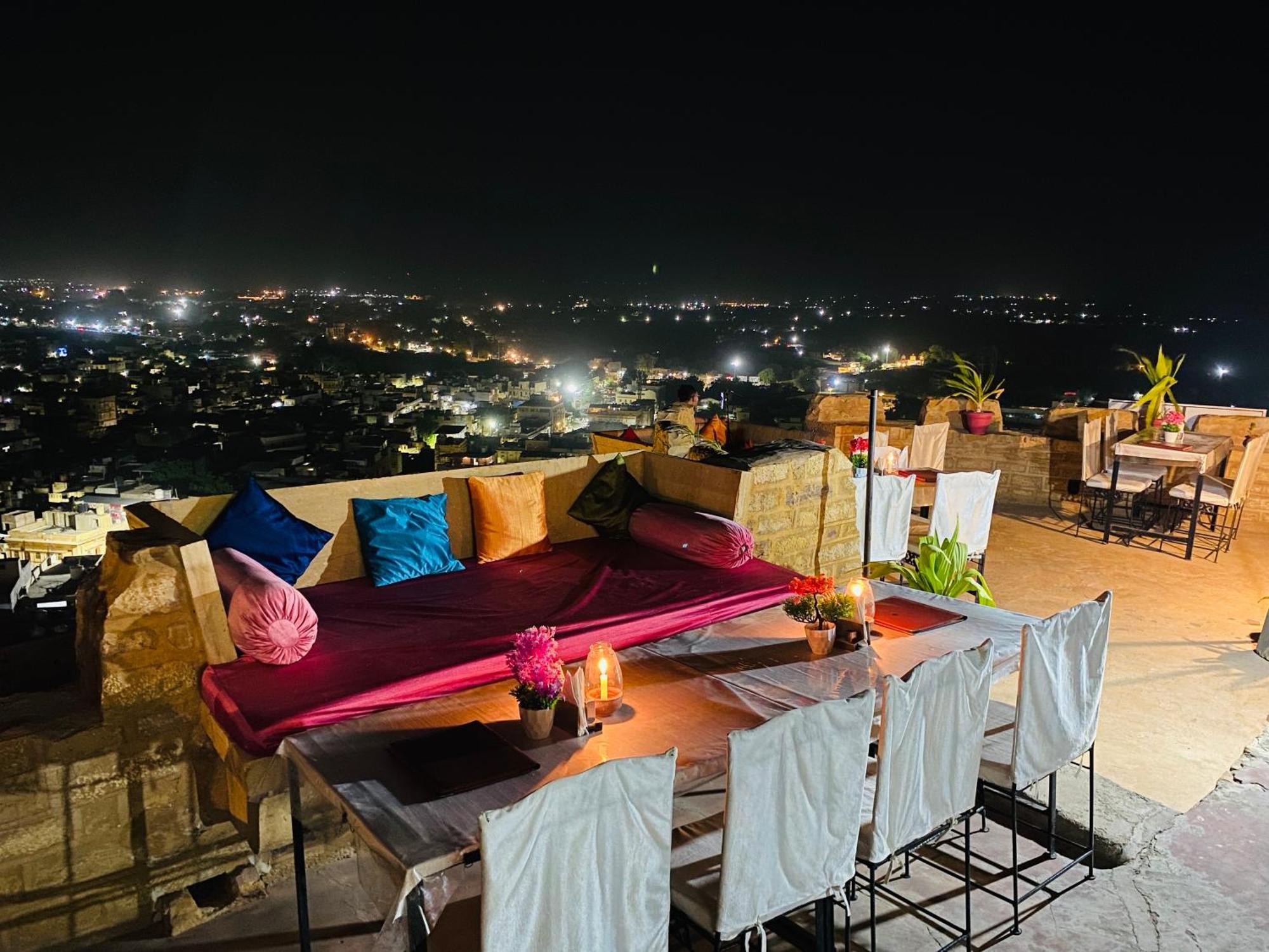 Hotel Lotus Haveli Dzsaiszalmer Kültér fotó